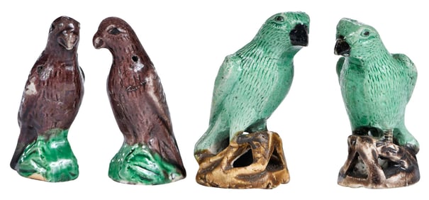 Two Pairs of Diminutive Chinese Export Porcelain Birds
