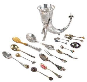30 Continental and Enamel Novelty Items