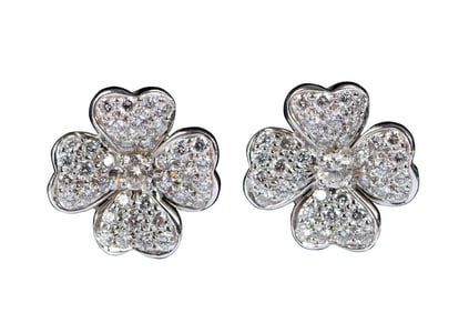 18kt. Diamond Flower Motif Earrings