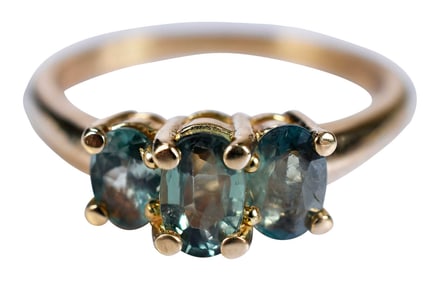 18kt. Three Alexandrite Oval Cut Ring - GIA