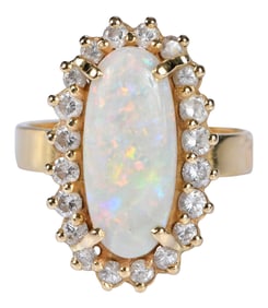 18kt. Australian Opal Diamond Ring