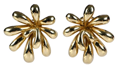 18kt. Floral Motif Clip on Earrings