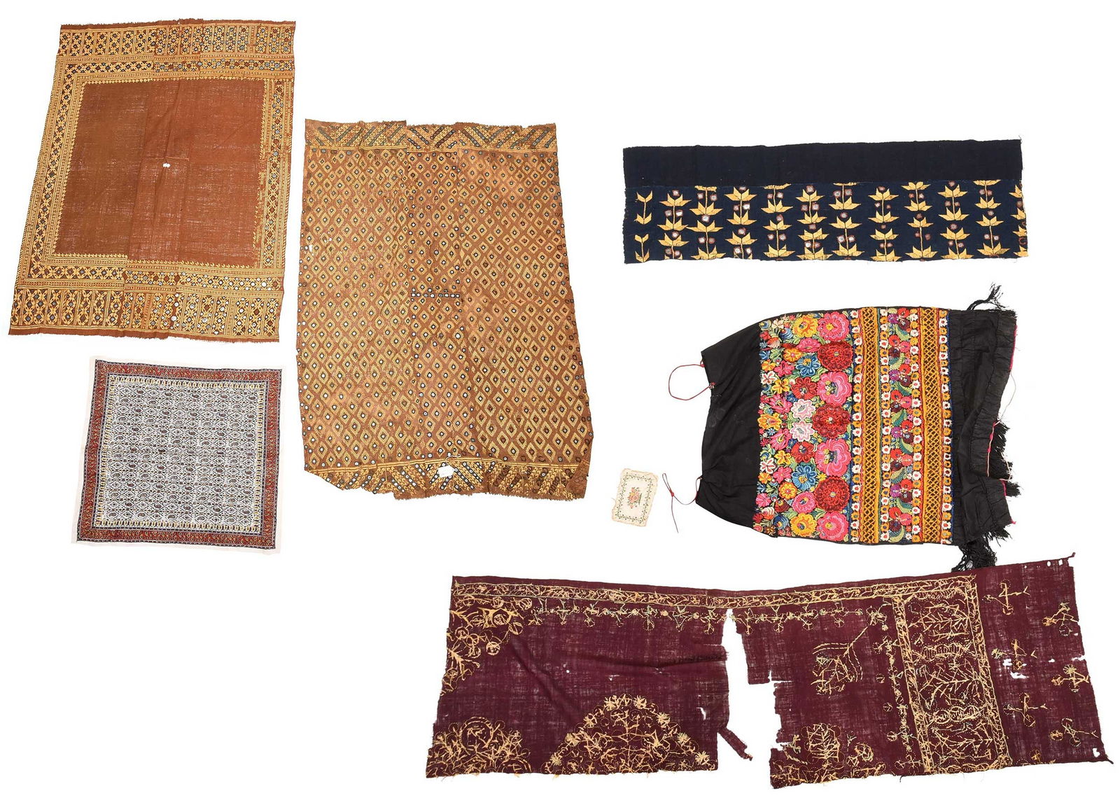Group of Seven Assorted Textiles (1 of 15)