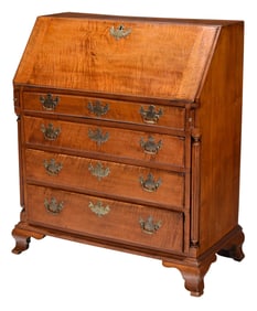 New England Chippendale Tiger Maple Slant Front Desk, Attributed to John Wheeler Geer