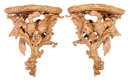 Exceptional Pair of George III Carved and Gilt Wood Ho-Ho Bird Wall Brackets