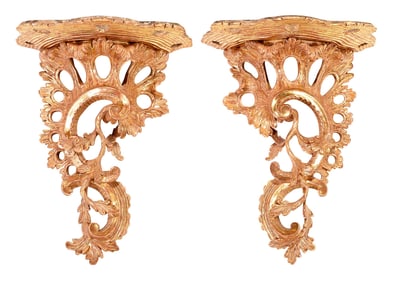 Fine Pair of George III Carved and Gilt Wood Wall Brackets