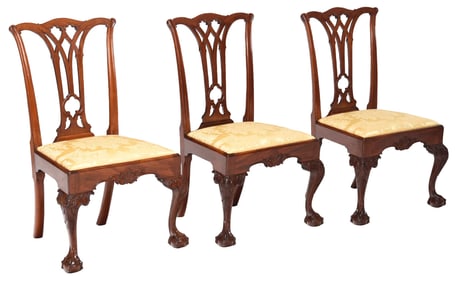 Rare Set of Six Philadelphia Chippendale Carved Mahogany Side Chairs