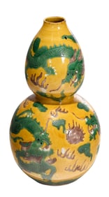 Chinese Double Gourd Dragon Vase
