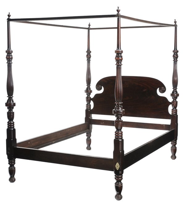 Federal Style Mahogany Four-Poster: Bedstead 20th century, figured mahogany veneers, turned and reeded posts, 79 x 58-1/2 x 81 in., generally good condition with scattered surface wear and abrasions, one leg with some discoloration, abr