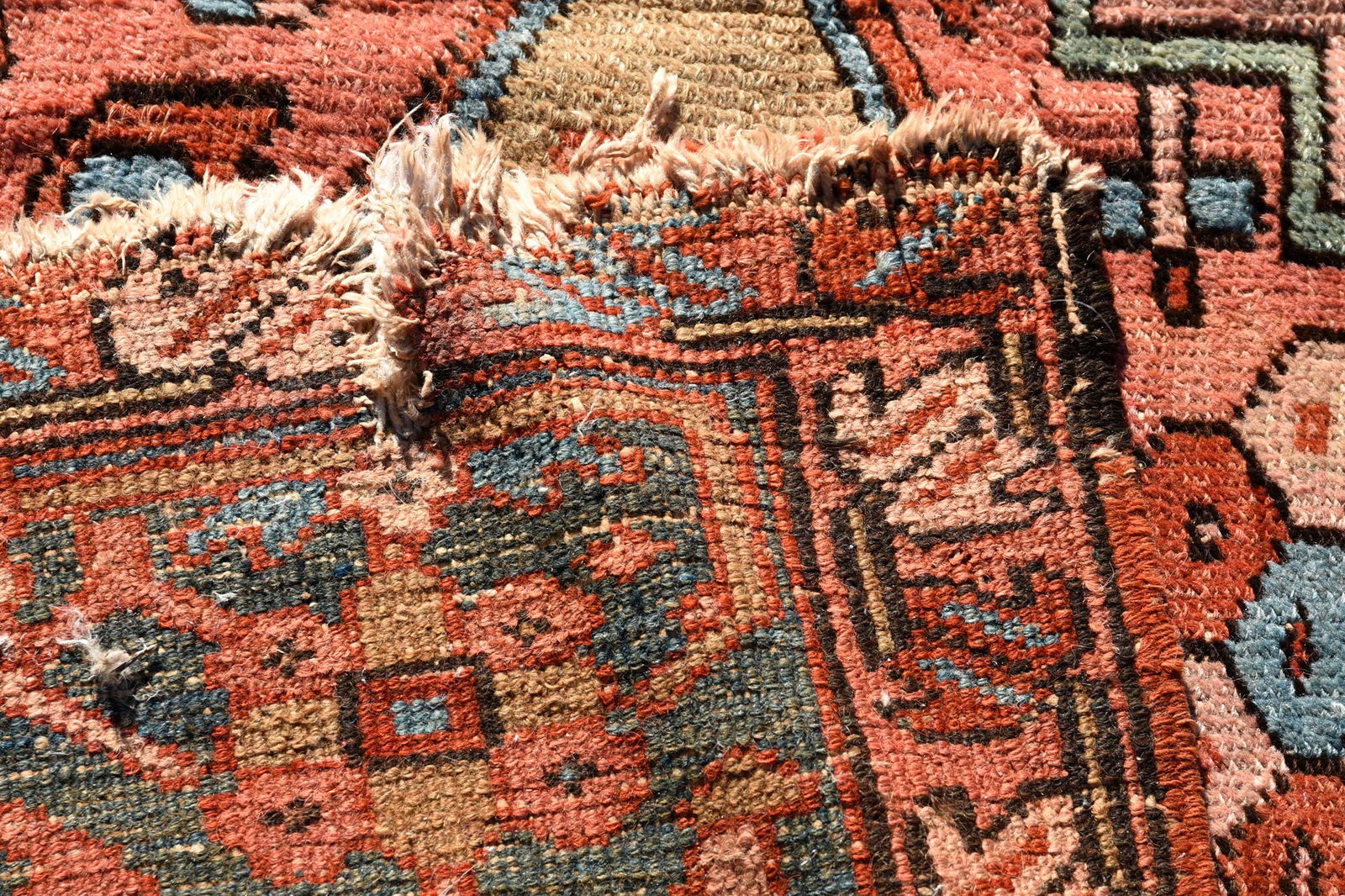 Serapi Carpet - 12