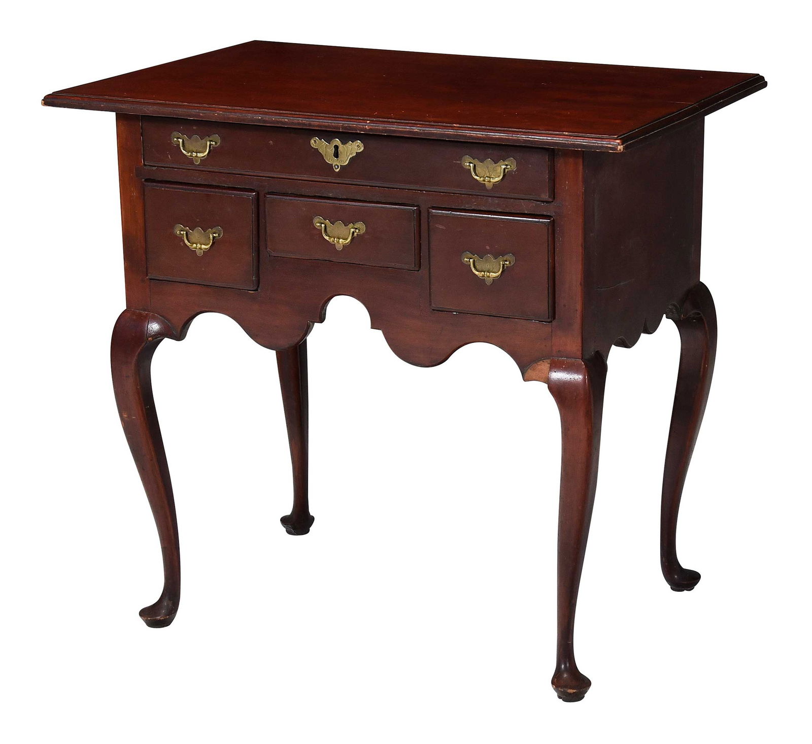 New England Queen Anne Dressing Table: probably Connecticut, 18th century with restorations, white pine secondary, mixed woods with mahogany stain, four drawers, 31 x 34 x 22-1/2 in. Provenance: Estate of Joe and Betsy Byerly, Greensboro,