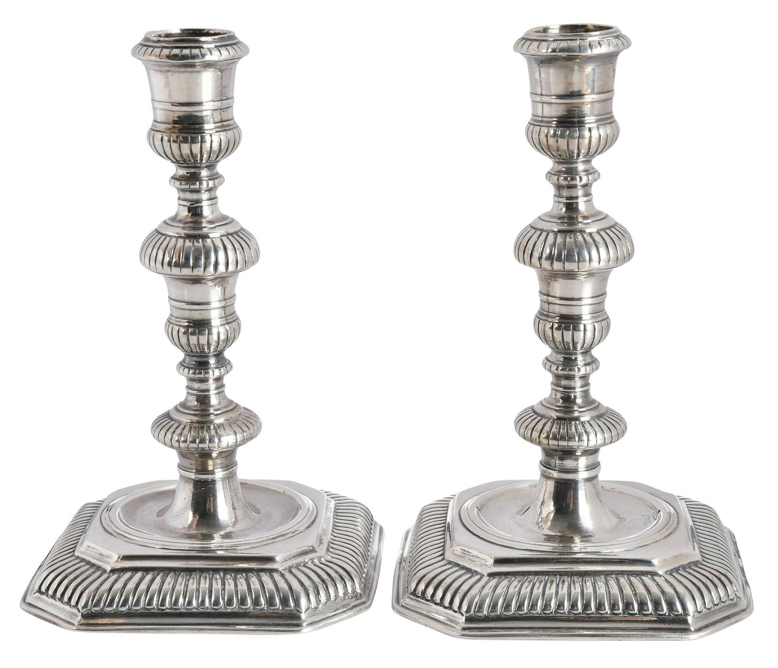 Pair Queen Anne English Candlesticks, Britannia Standard, Andrew Raven (1 of 11)
