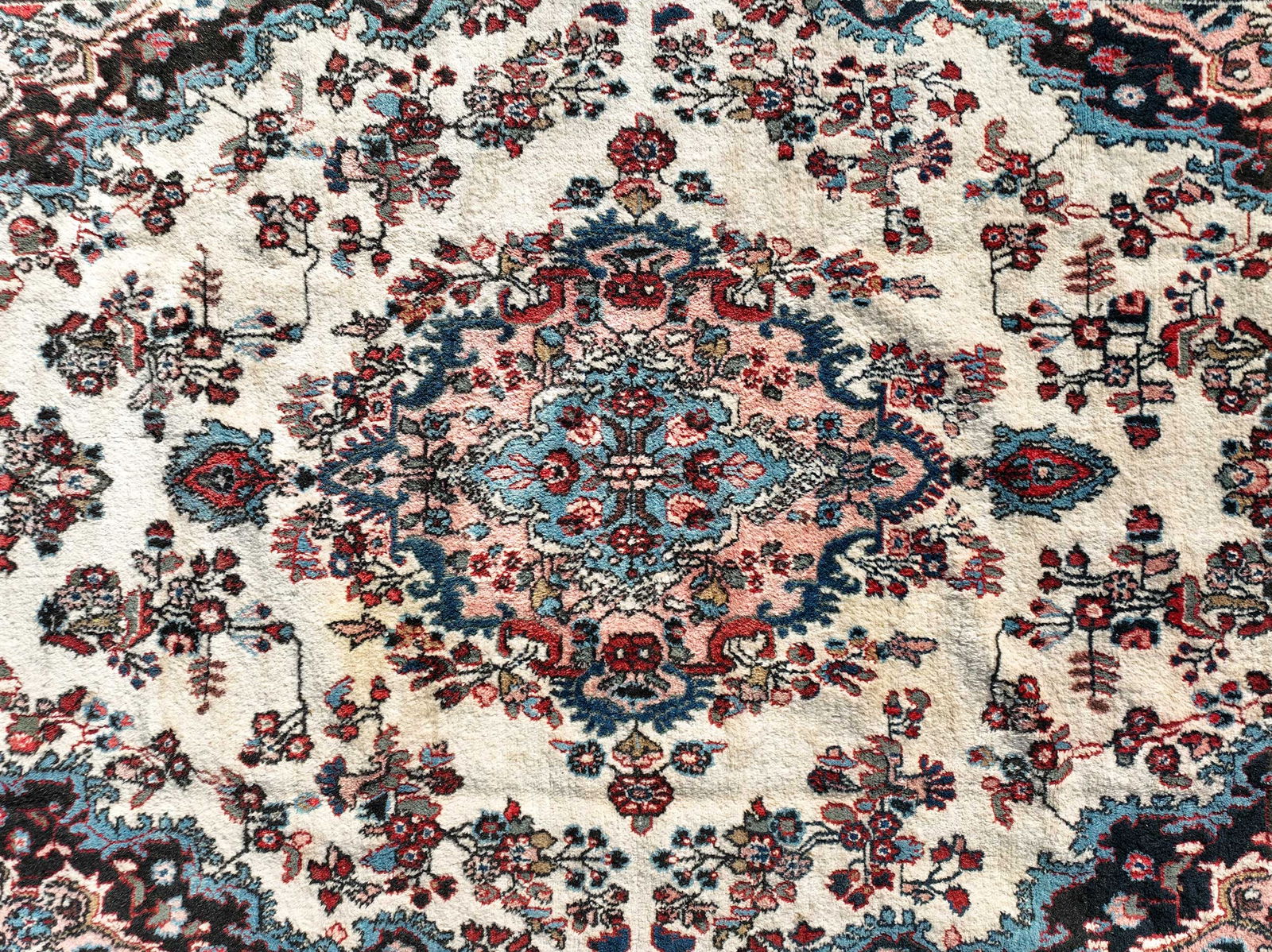 Kapoutrang Carpet - 3