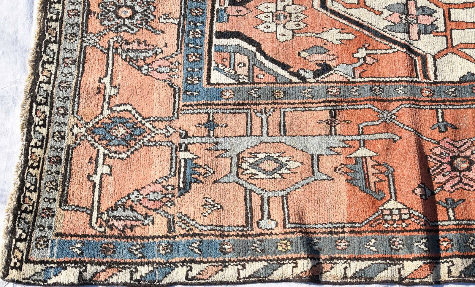 Serapi Carpet - 7