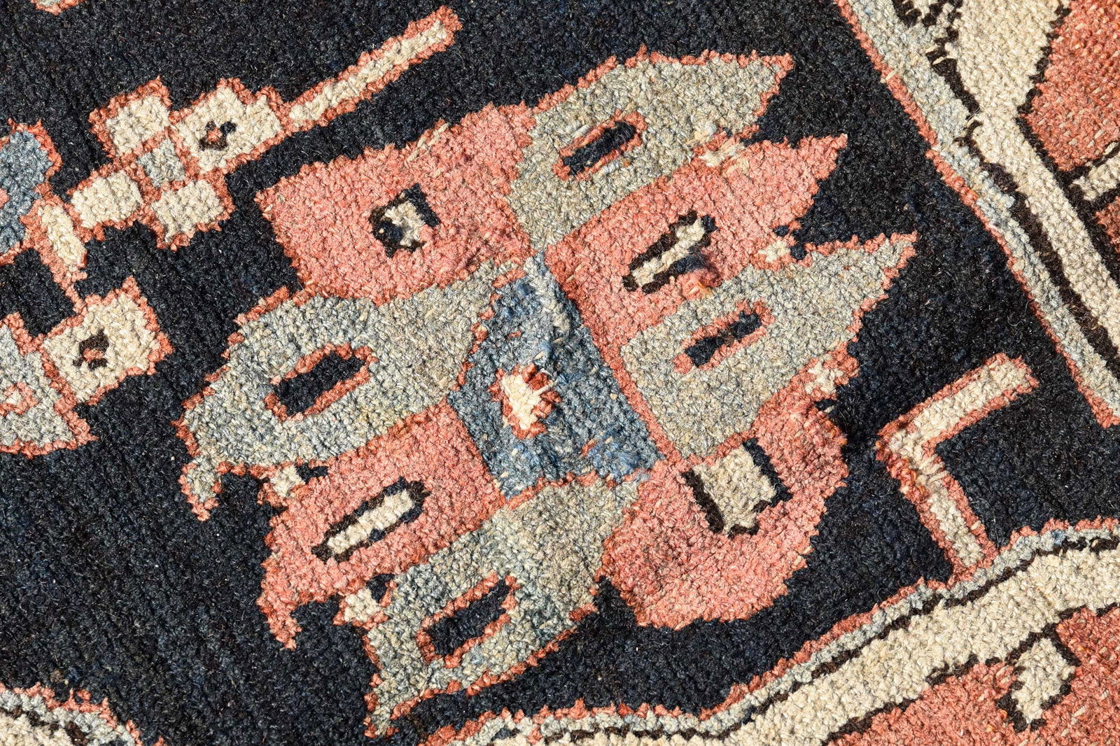 Serapi Carpet - 9