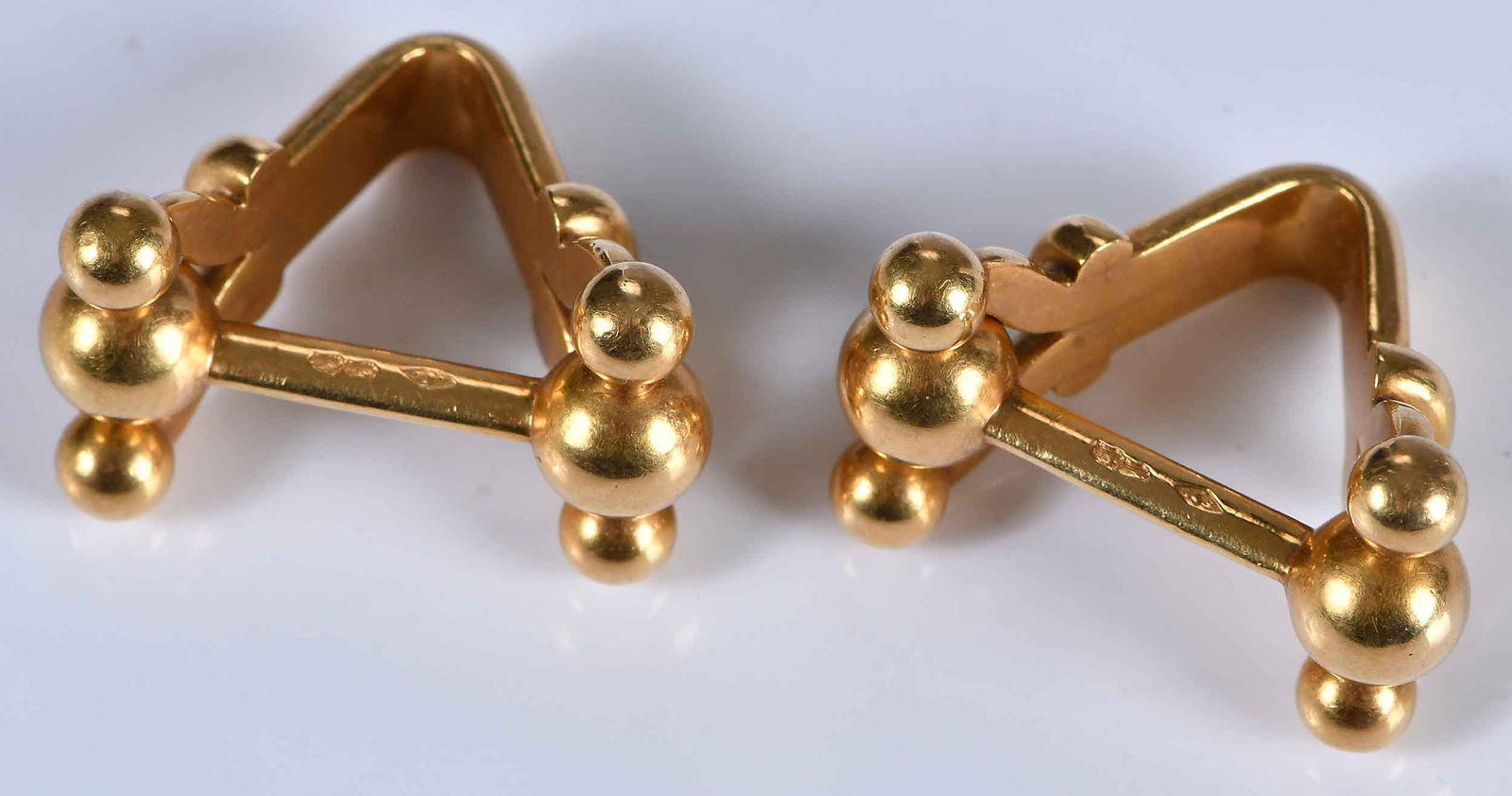 18kt. "V" Shape Cufflinks - 4