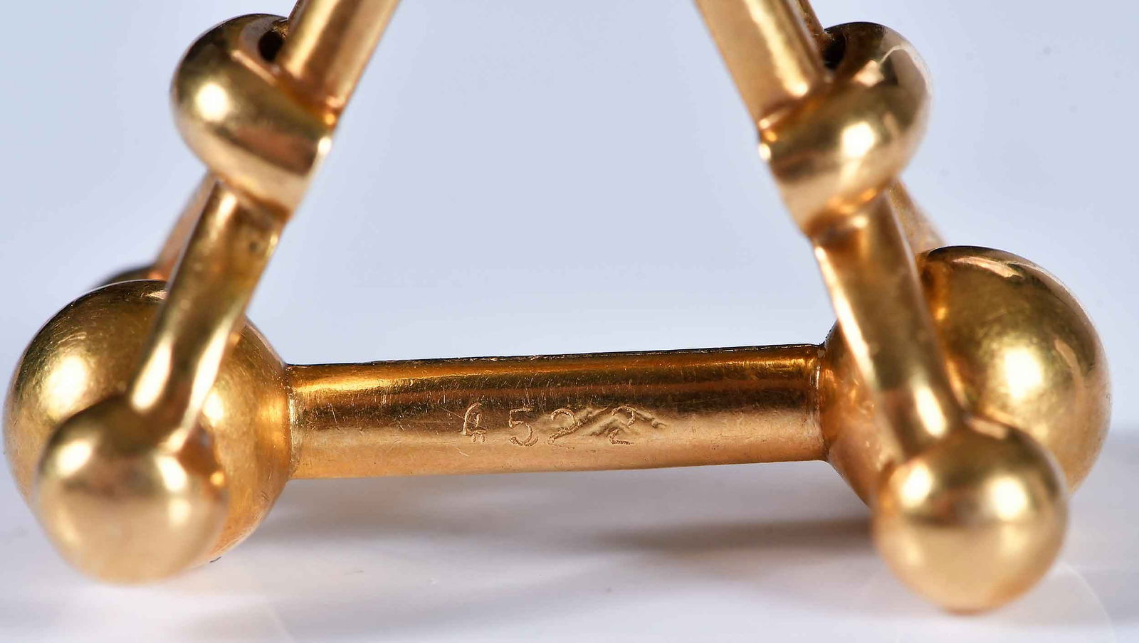 18kt. "V" Shape Cufflinks - 5