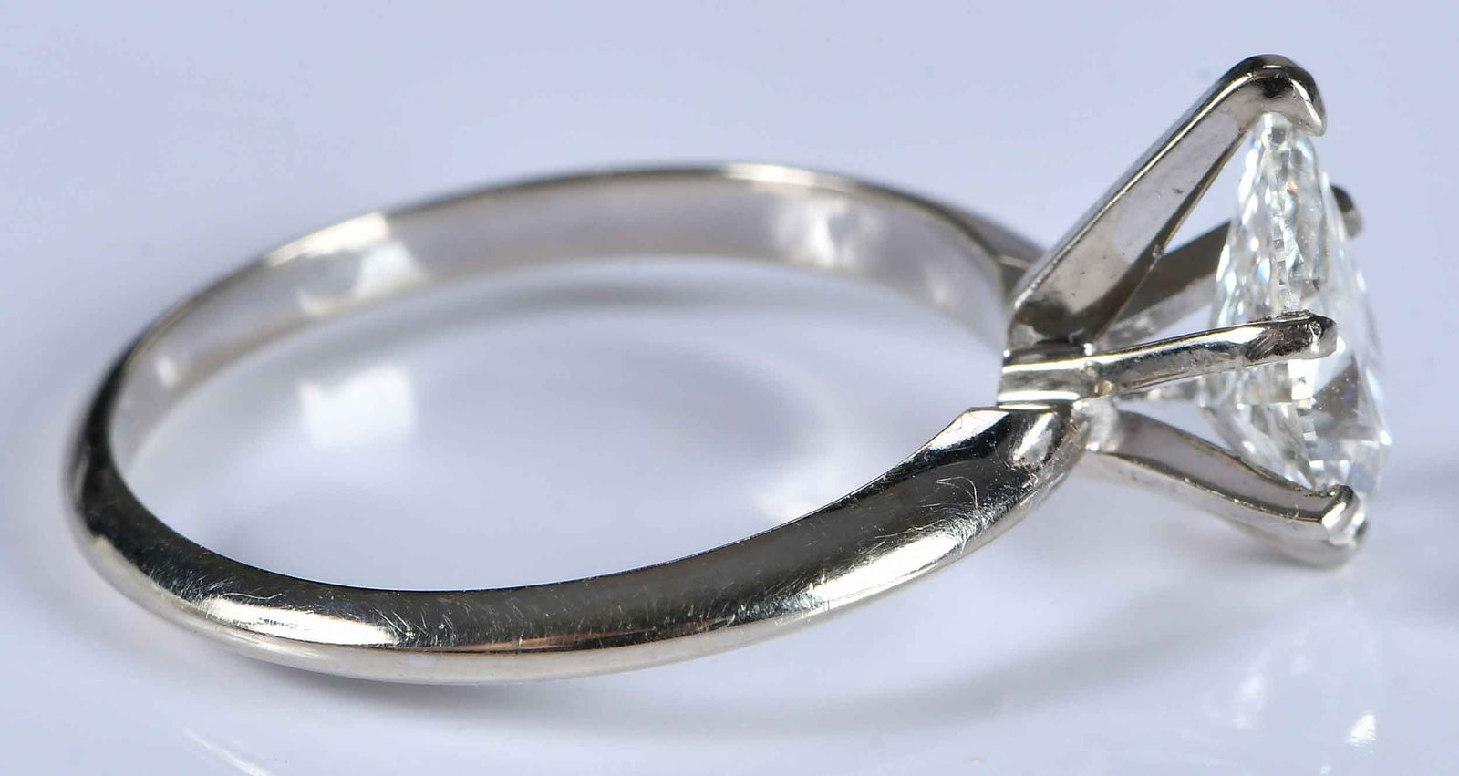 14kt. Solitaire Pear Shape Diamond Ring - 4