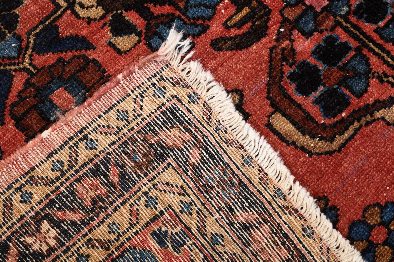 Sarouk Rug - 4