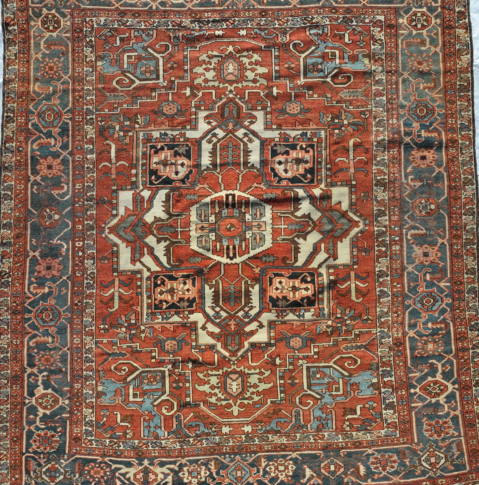 Serapi Carpet - 2