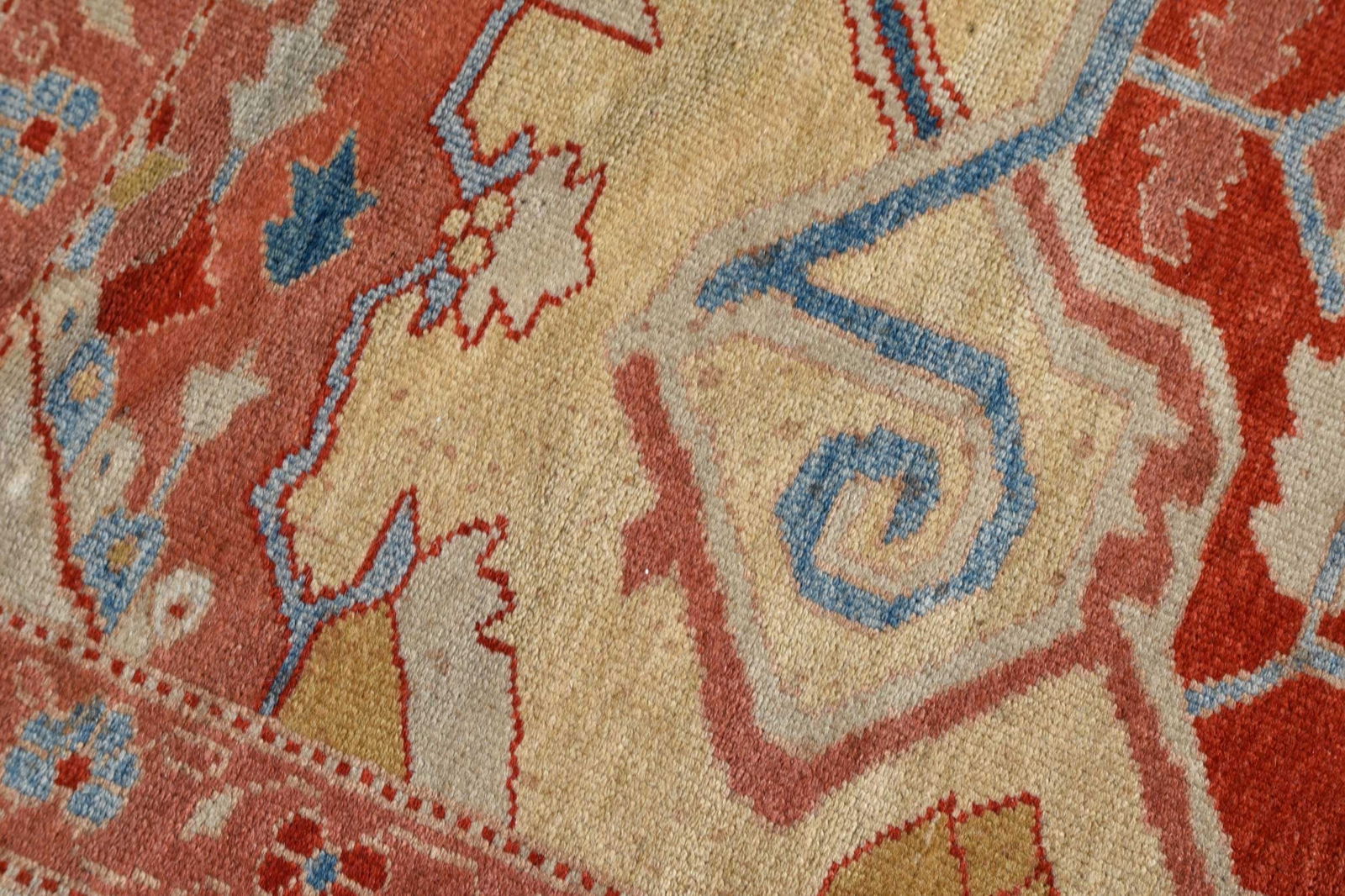 Serapi Carpet - 7
