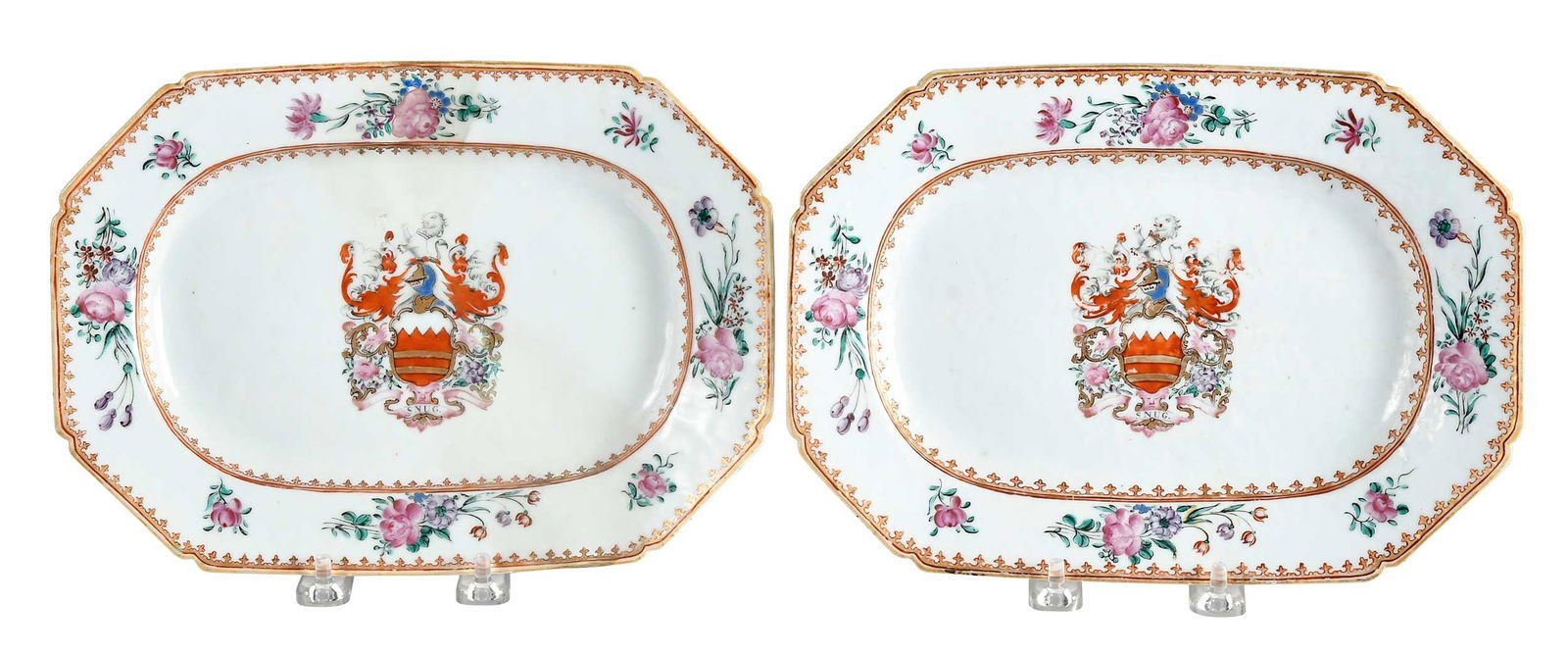 Two Chinese Export Armorial Porcelain Dishes, Hare (1 of 7)