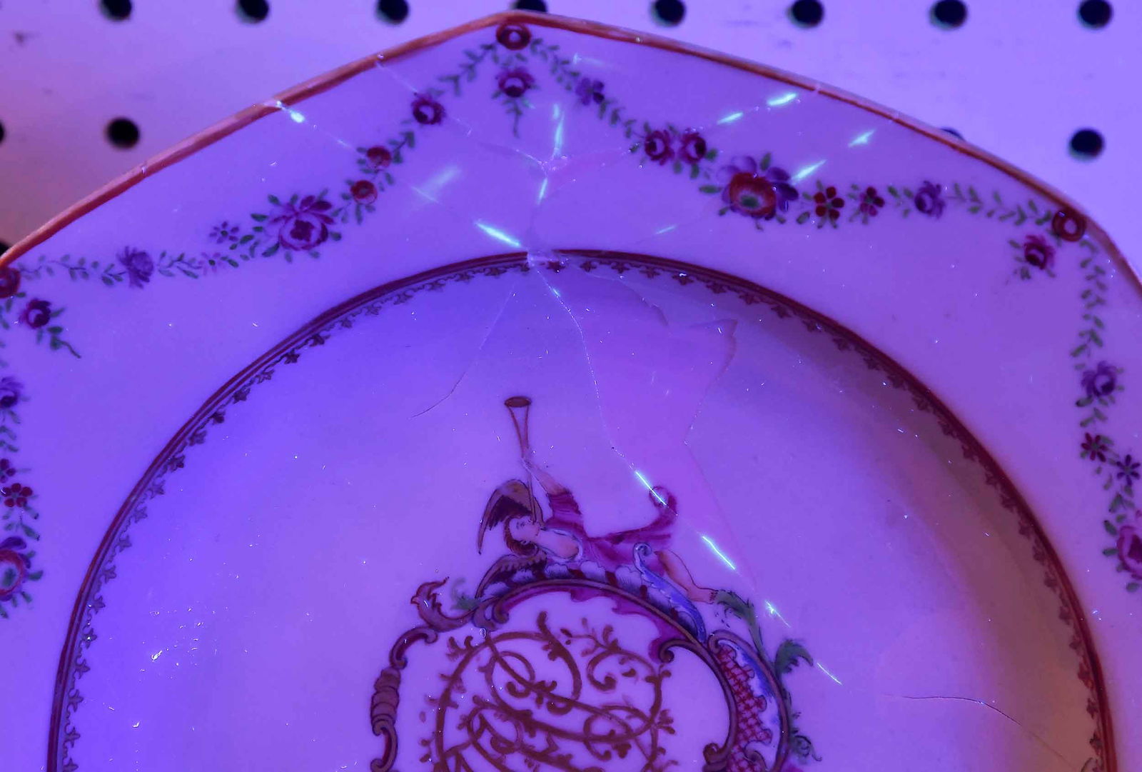 Five Chinese Export Monogrammed Soup Plates - 10