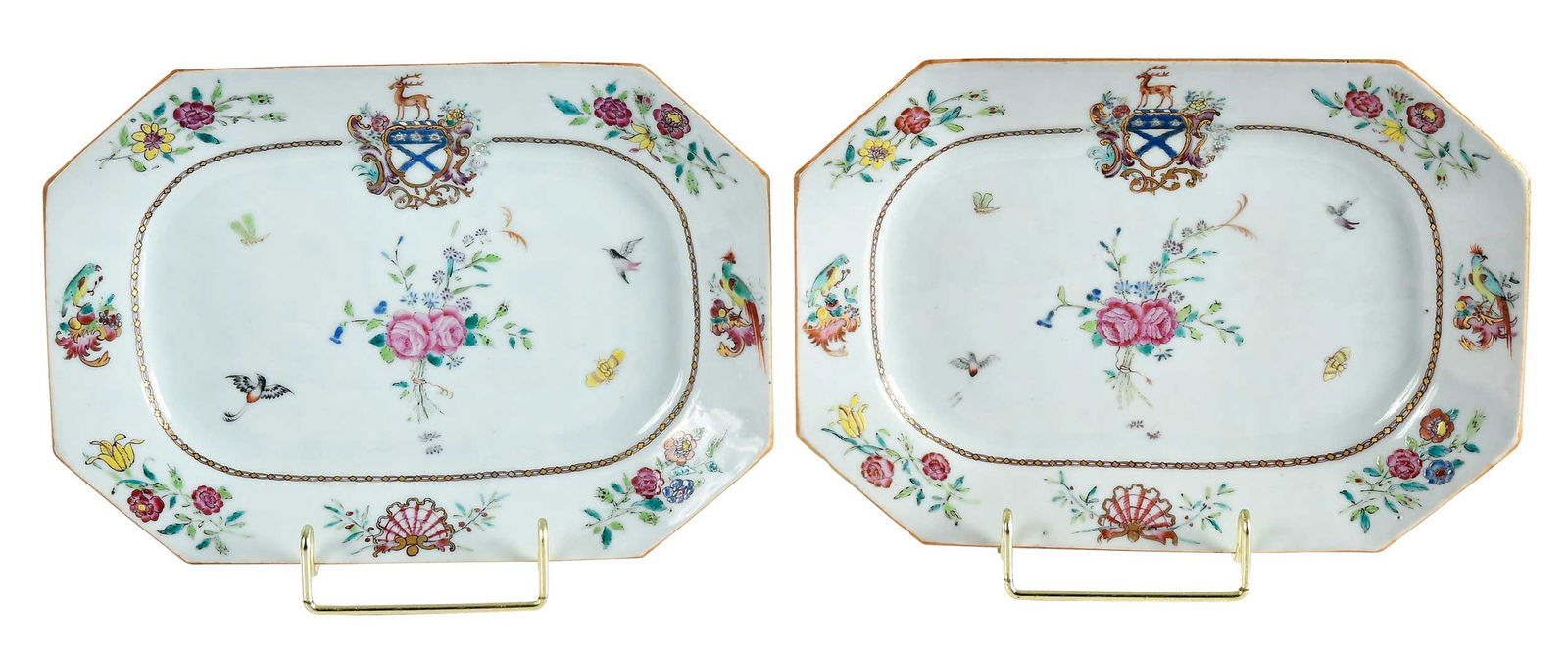 Pair of Chinese Export Armorial Porcelain Octagonal Serving Dishes, Hardwicke (1 of 7)