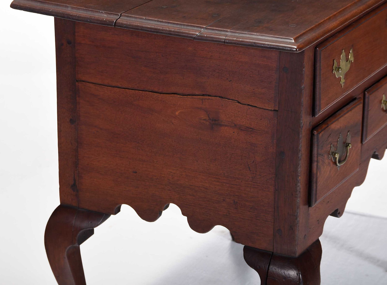 Pennsylvania Chippendale Figured Walnut Dressing Table, Amory Haskell Provenance - 7