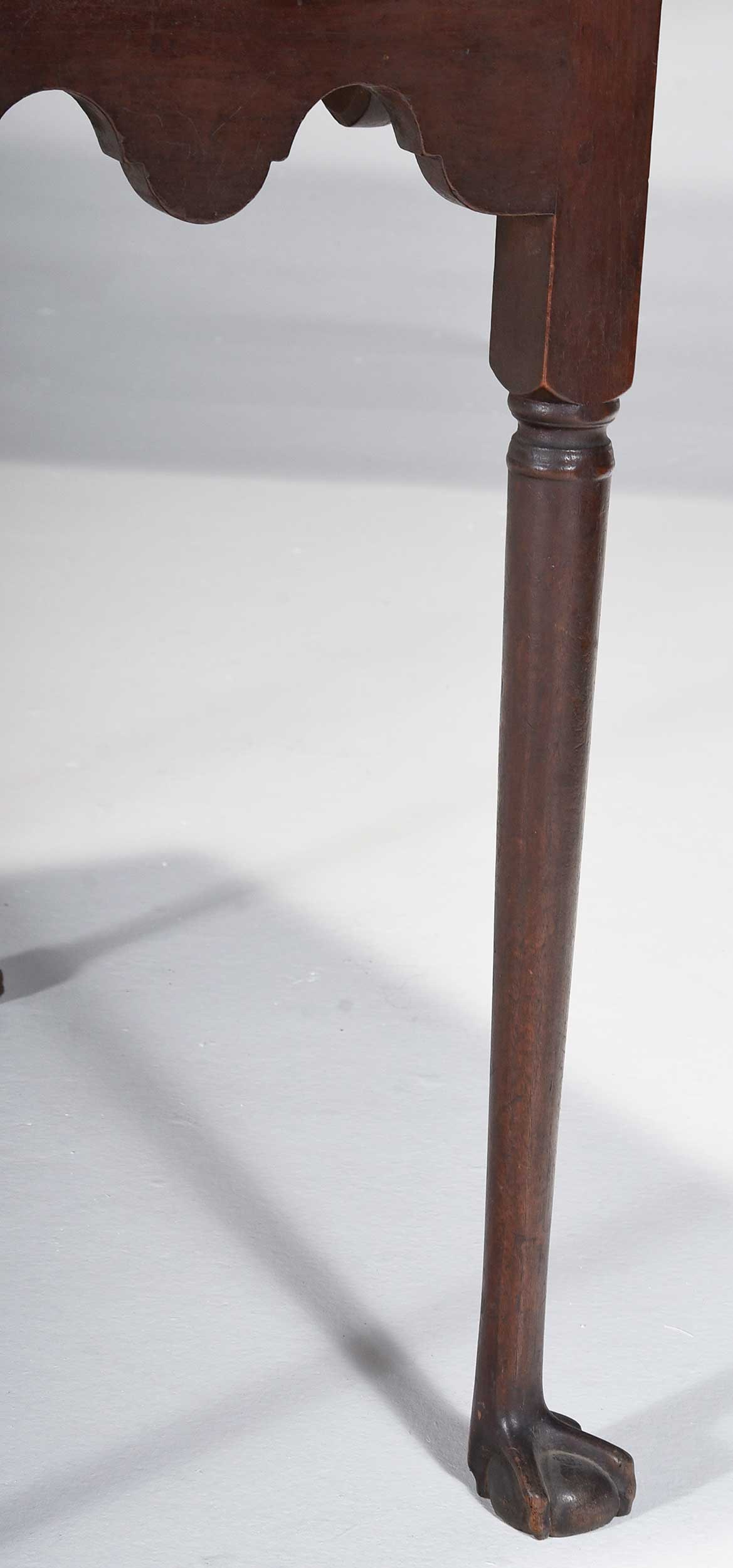 Extremely Rare North Carolina Chippendale Walnut Tea Table, Garvan Provenance - 12