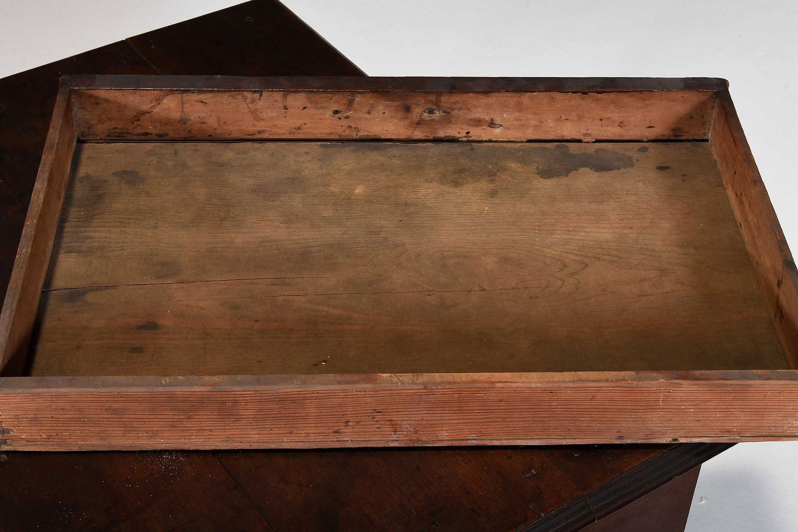 Extremely Rare North Carolina Chippendale Walnut Tea Table, Garvan Provenance - 15