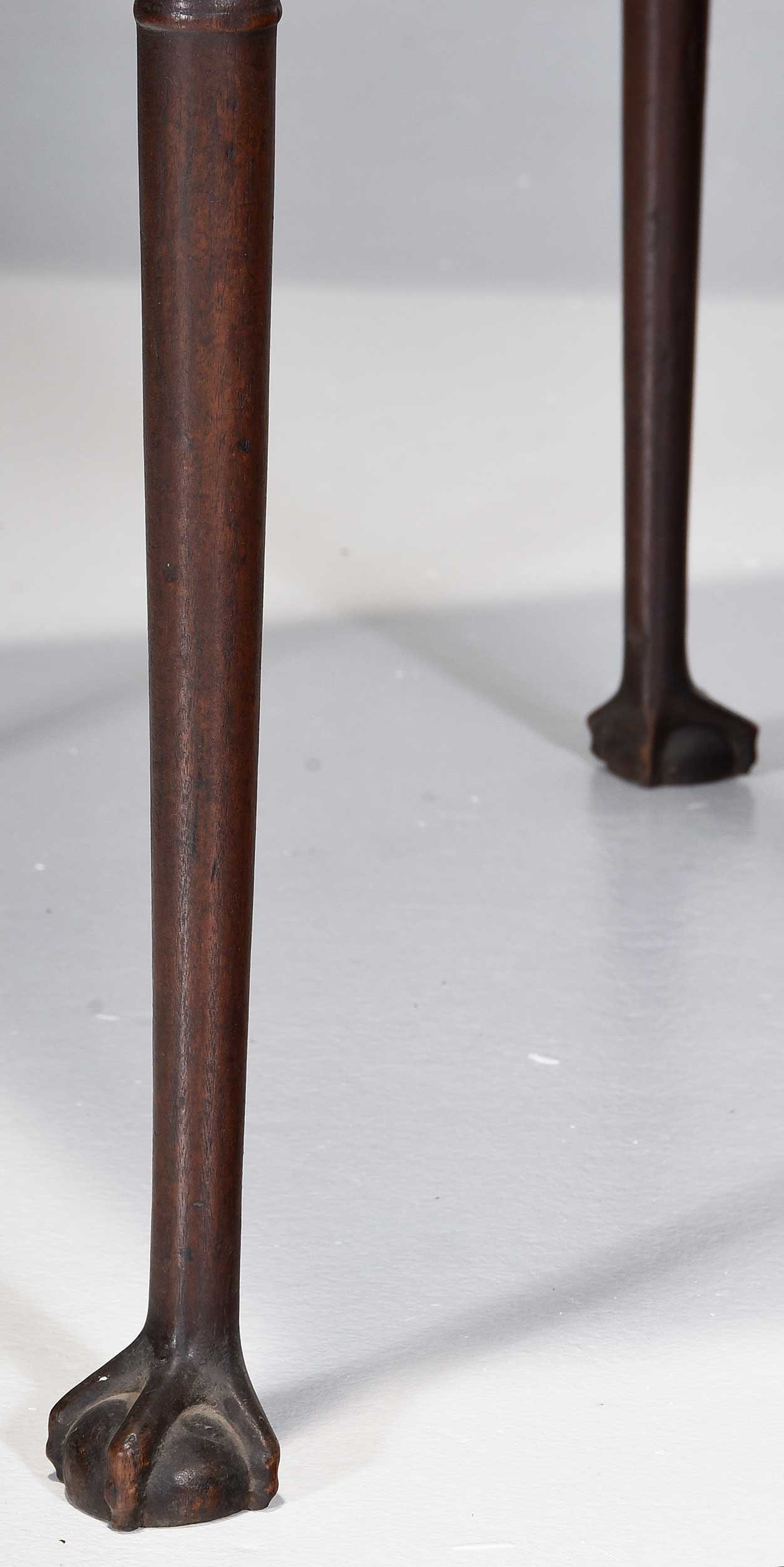 Extremely Rare North Carolina Chippendale Walnut Tea Table, Garvan Provenance - 6