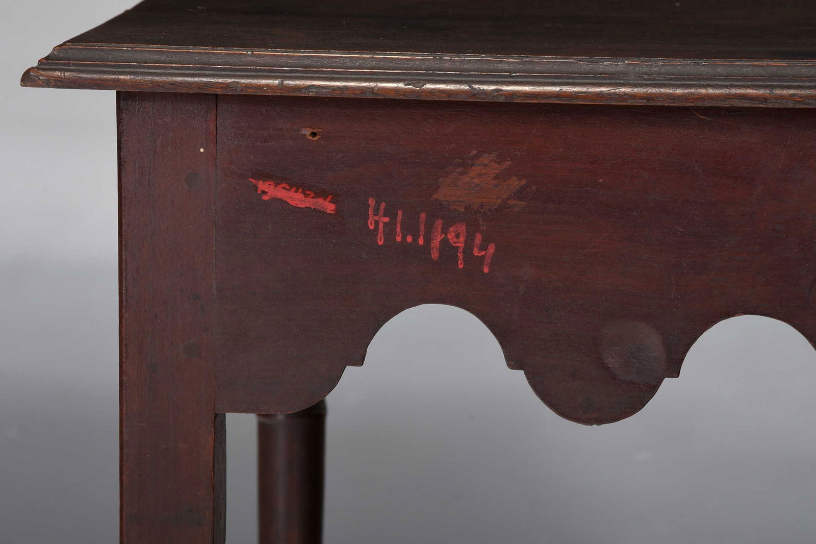 Extremely Rare North Carolina Chippendale Walnut Tea Table, Garvan Provenance - 8