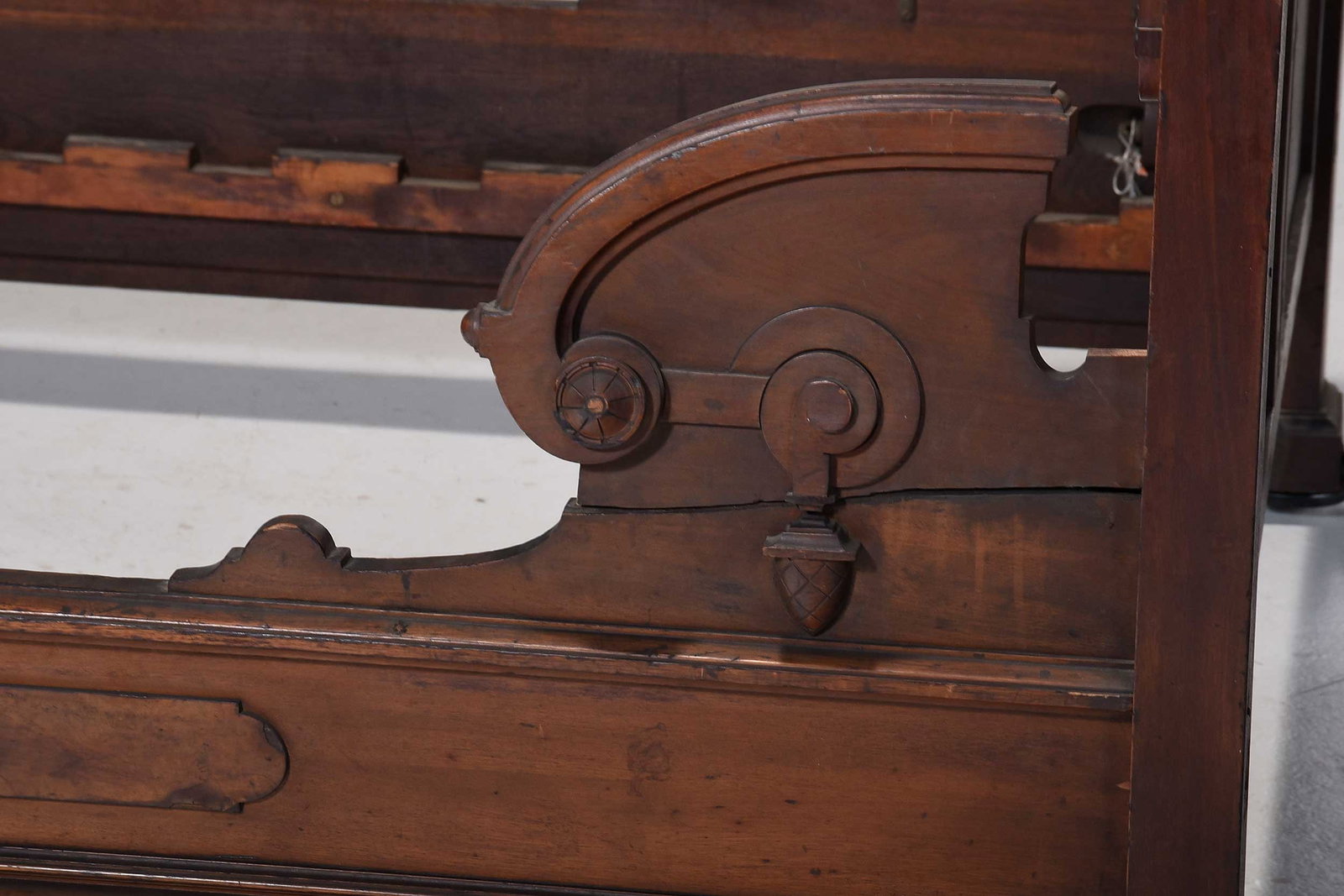 Renaissance Revival Carved and Figured Walnut Bed, Thomas Brooks Attributed - 14