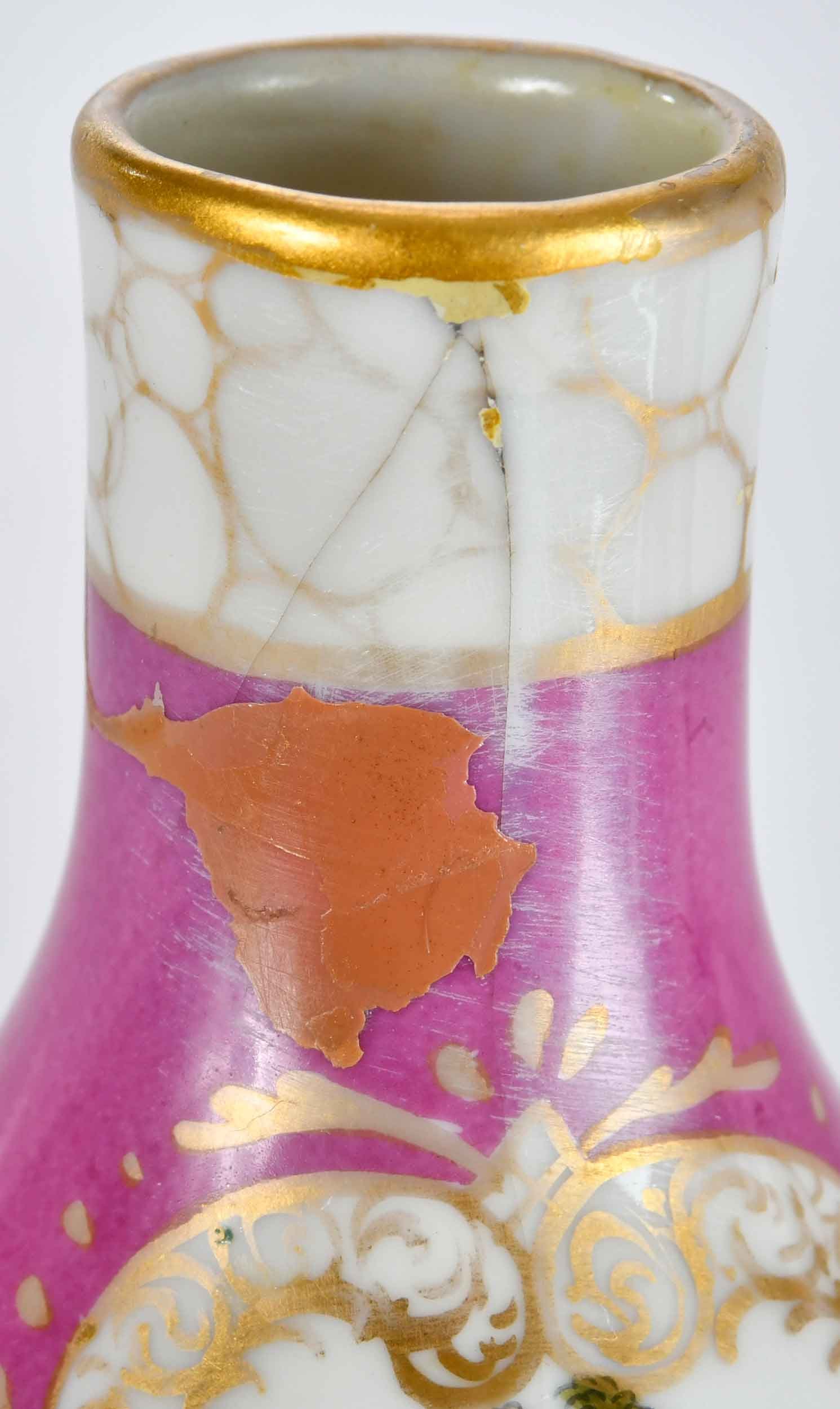 Six Raspberry Ground Porcelain Table Objects - 8