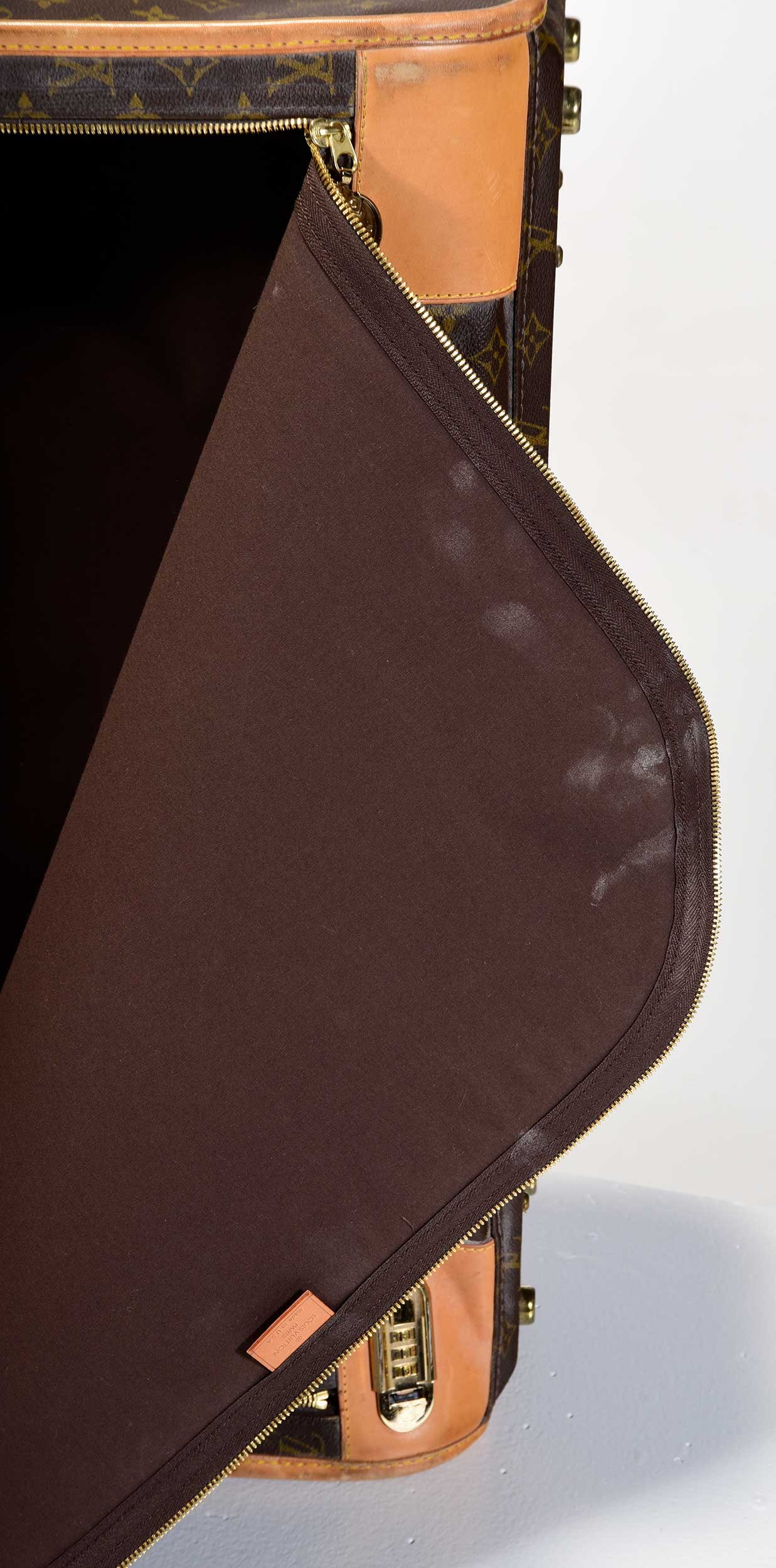 Louis Vuitton Soft Sided Pullman 65 Suitcase - 4