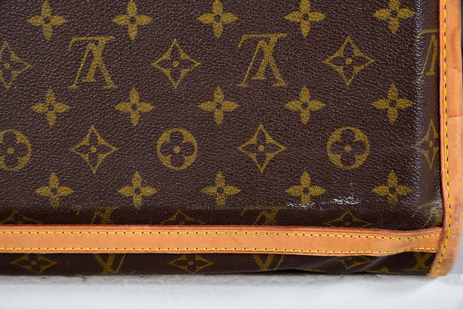 Louis Vuitton Soft Sided Pullman 65 Suitcase - 9