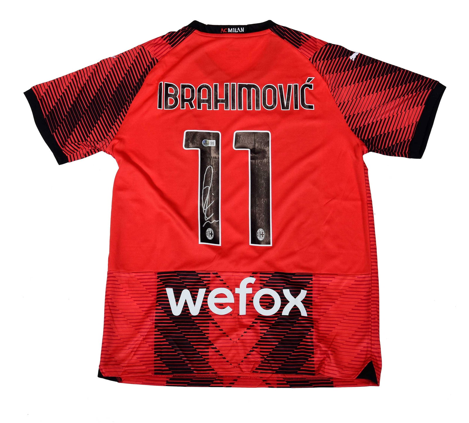 Zlatan Ibrahimovic Signed Milan Soccer / Futbol Jersey, Beckett (1 of 4)