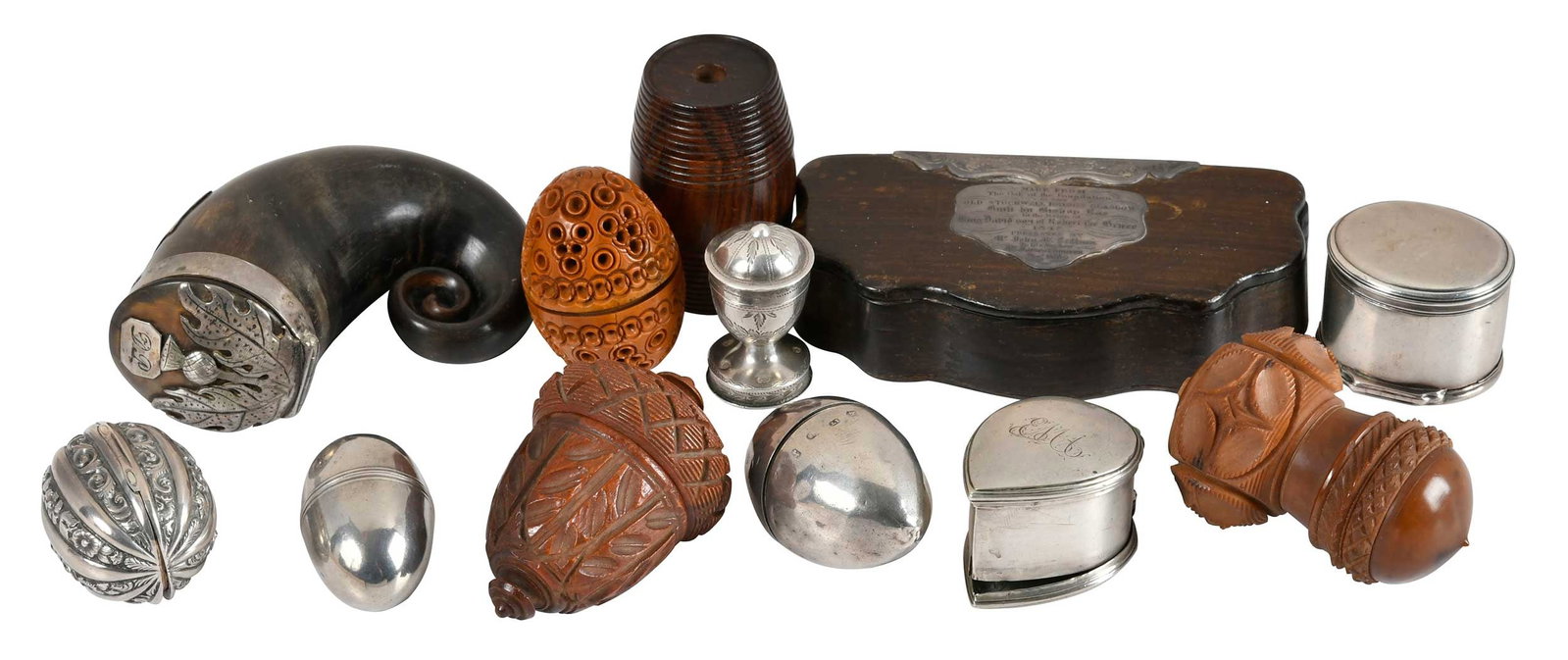 Group of 12 Nutmeg Graters and Boxes (1 of 5)