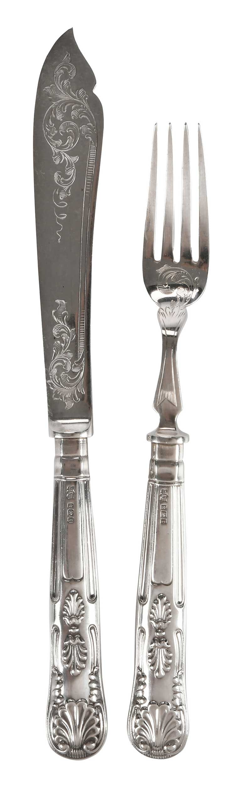 12 Piece English Silver Fish Set: London, 1909, Kings style pattern handles with English silver tines and blades, no monograms, marks for Mappin & Webb, .925 fine, six 7-1/2 in. forks and six 8-3/4 in. knives Provenance: By descent in