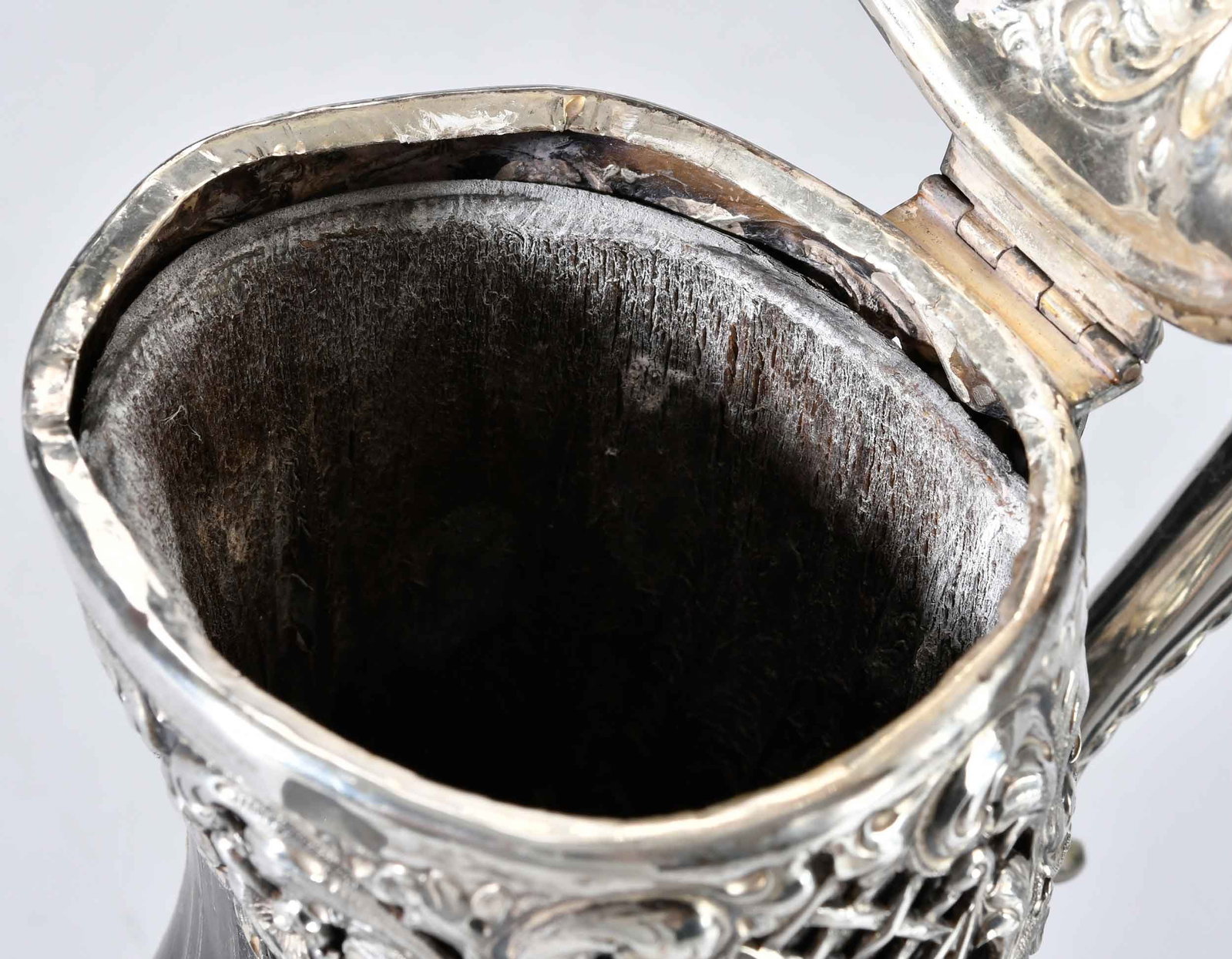 Pair Sterling Mounted Horn Vessels - 5