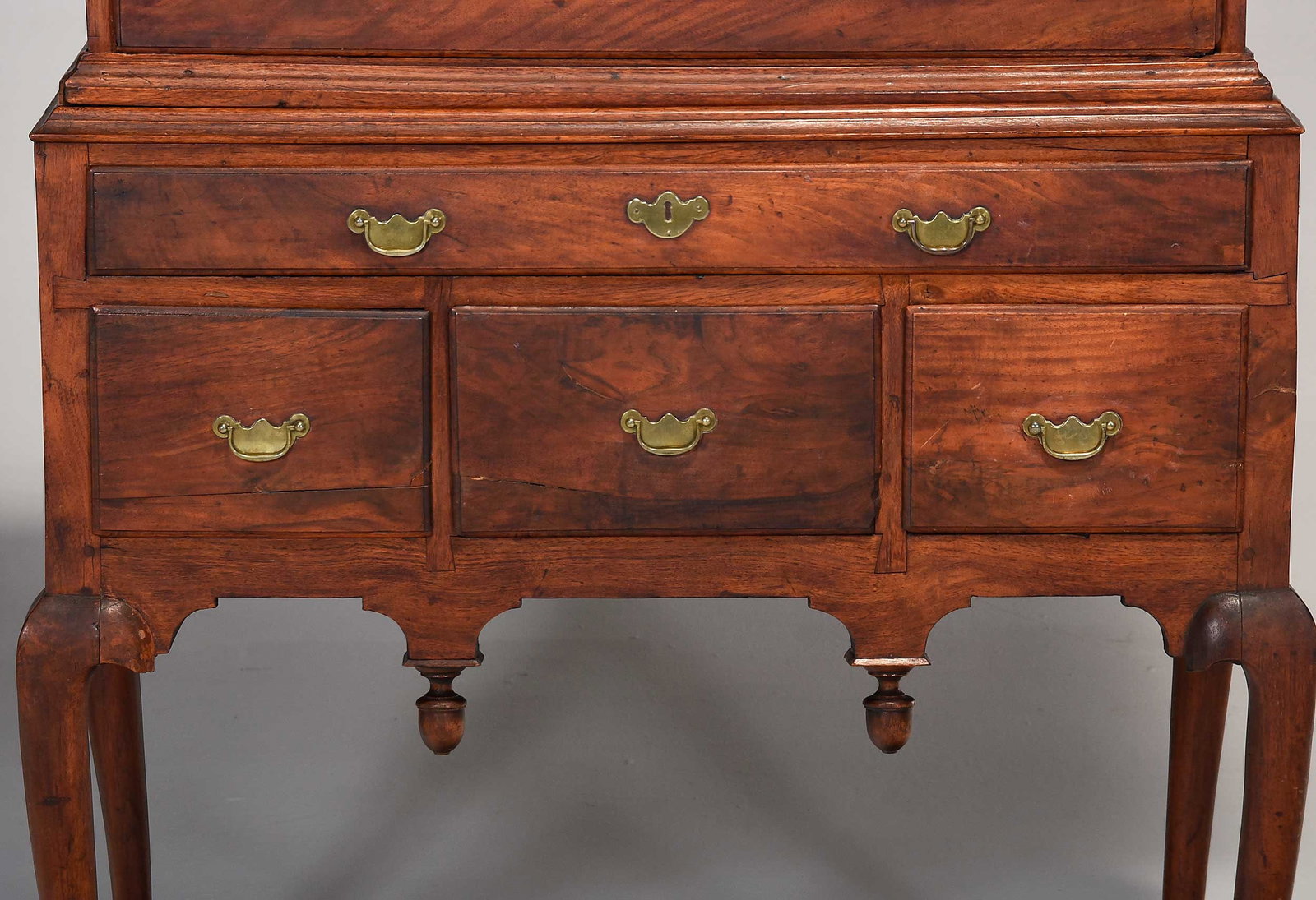 Marshall Family Massachusetts Queen Anne Rare High Chest and Dressing Table Suite, - 4