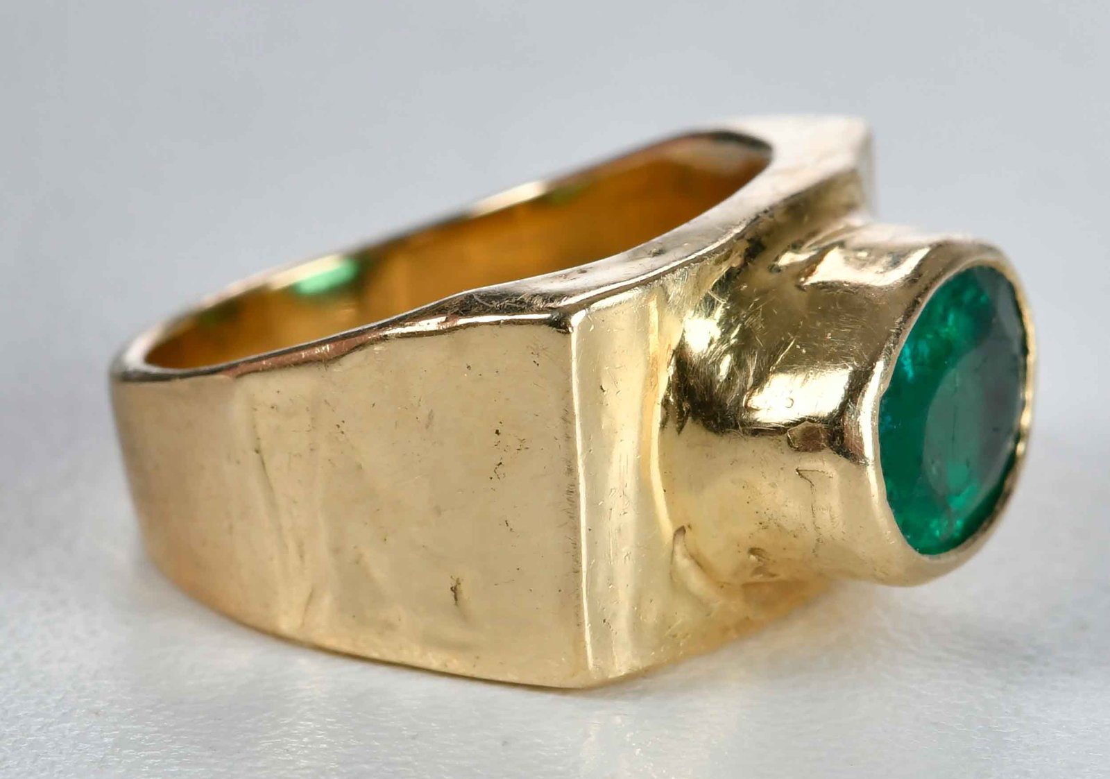14kt. Horizontal Bezel Set Emerald Ring - 4