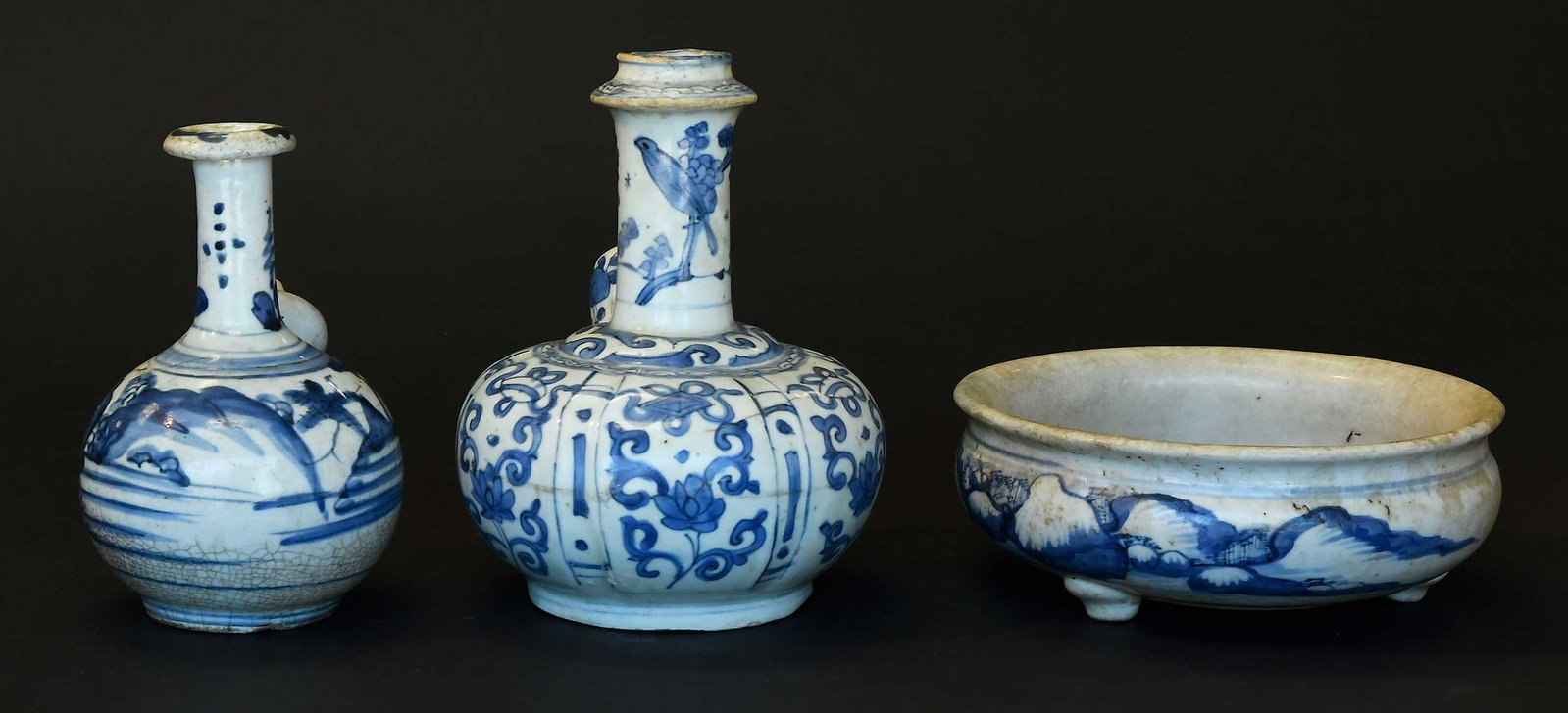 Three Chinese Underglaze Blue Porcelain Table Objects - 3