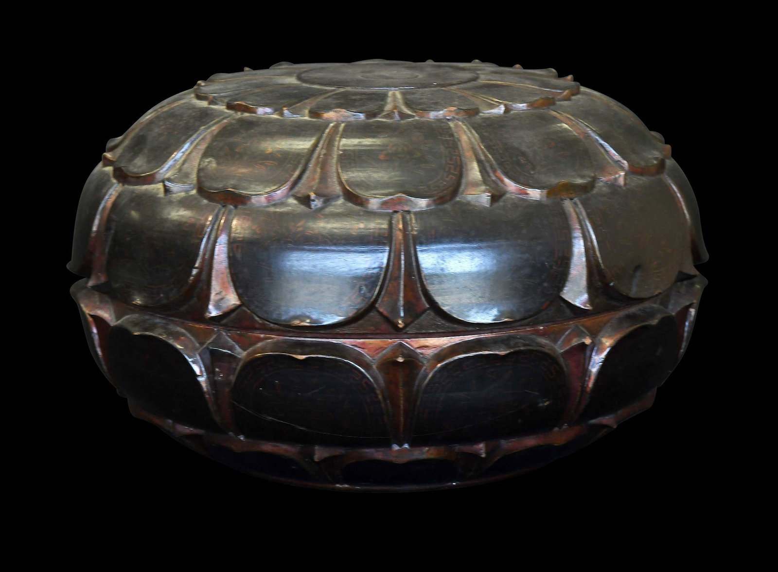 Large Indonesian Lacquered Lotus Form Box with Chinese Painted Heron Plaque (1 of 9)