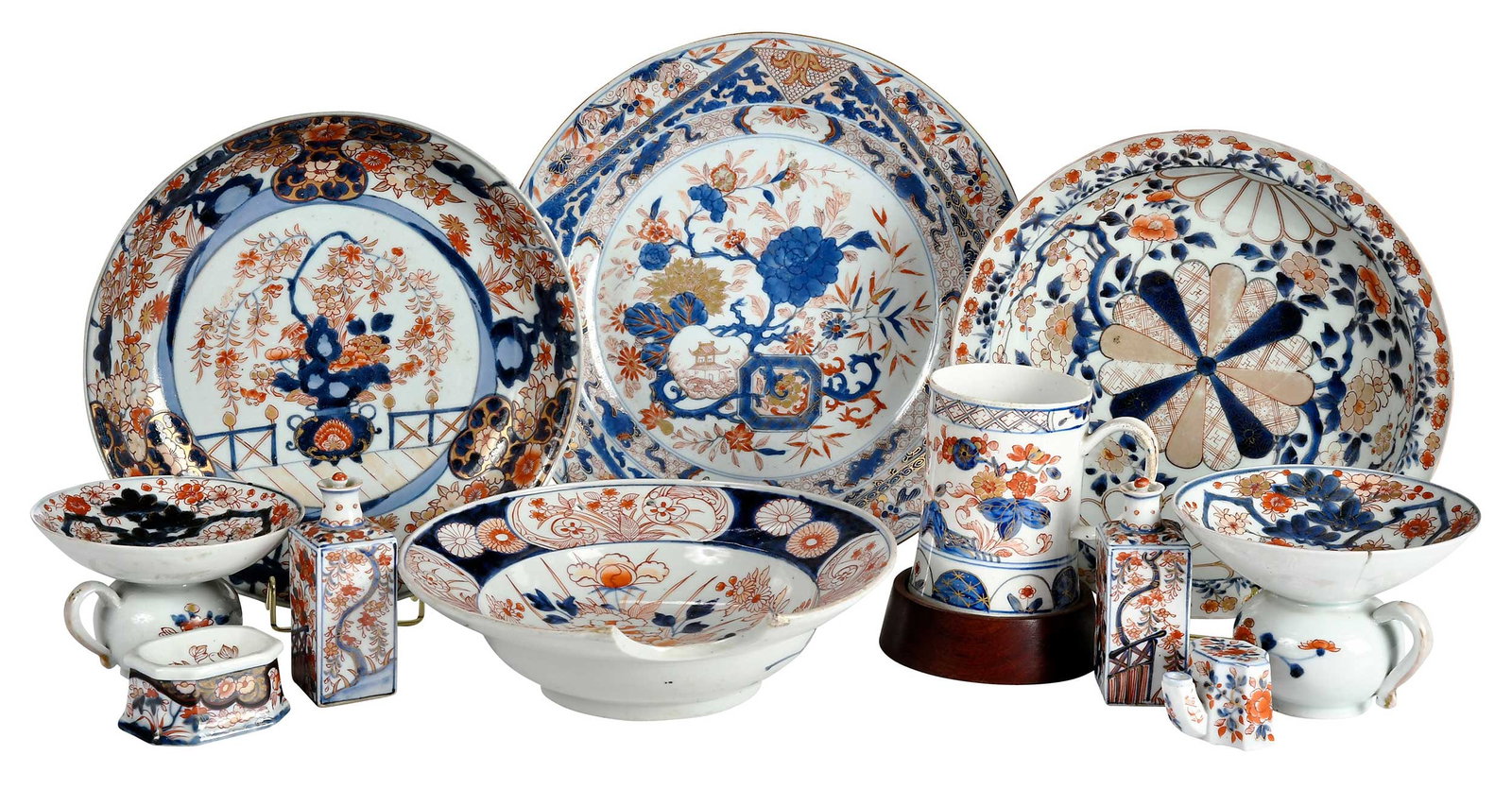 Assembled Group of 11 Chinese Export Imari Porcelain Table Objects (1 of 5)