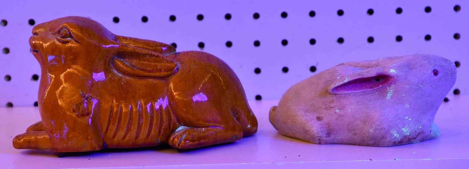 Two Chinese Export Rabbits - 8