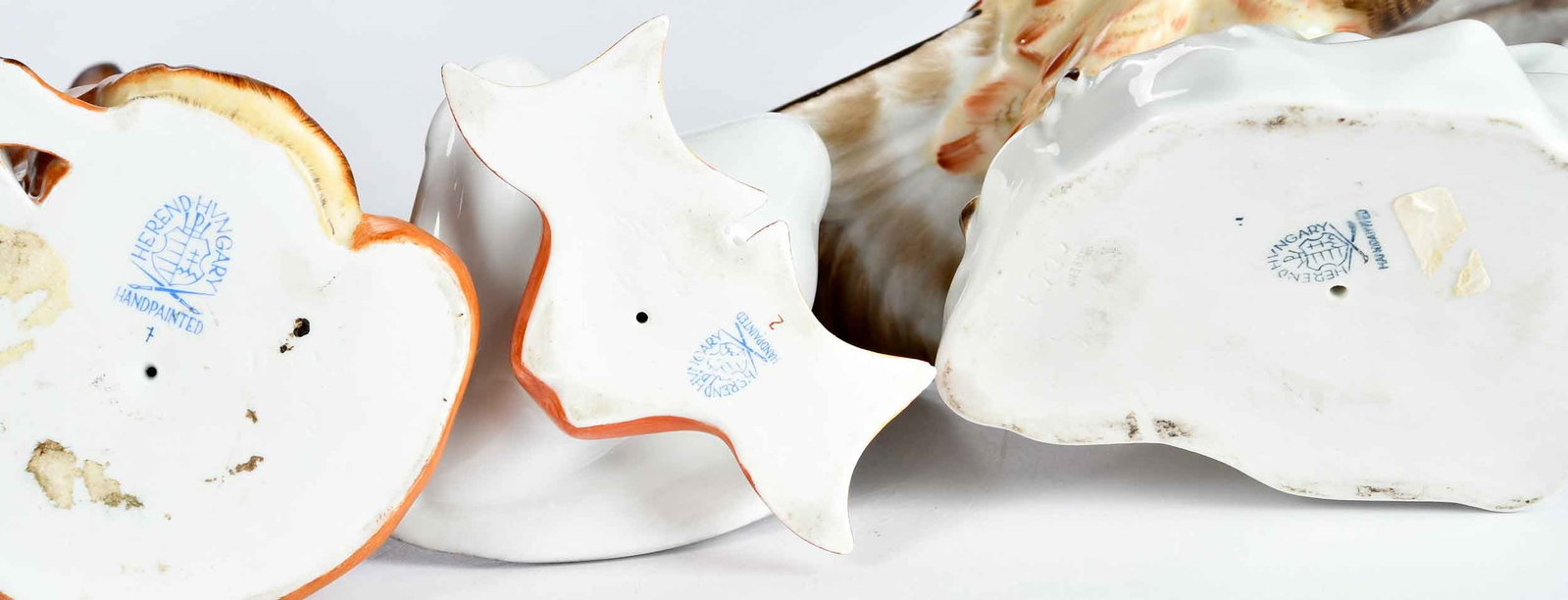 Six Herend Porcelain Table Objects - 4