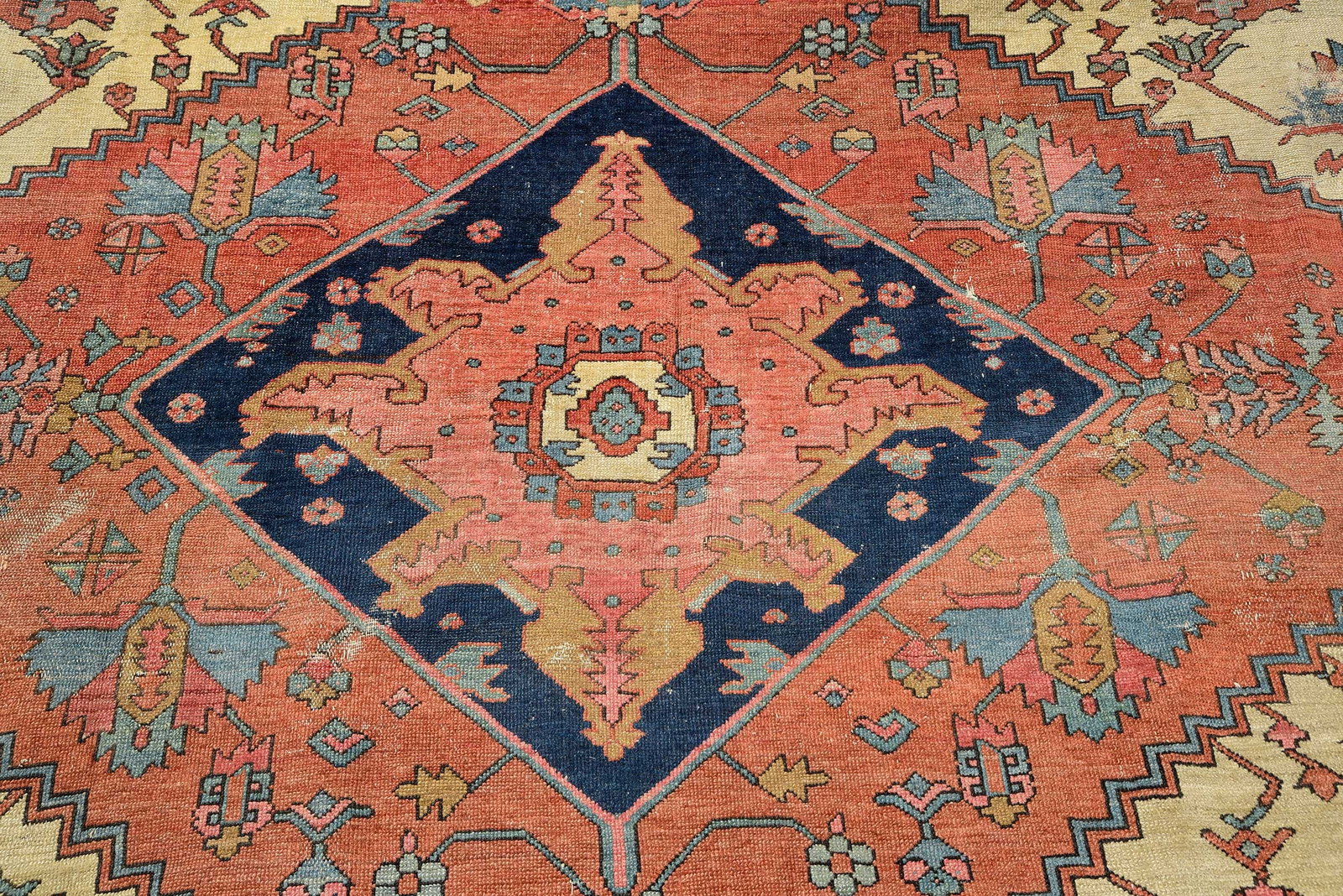 Serapi Square Carpet - 4
