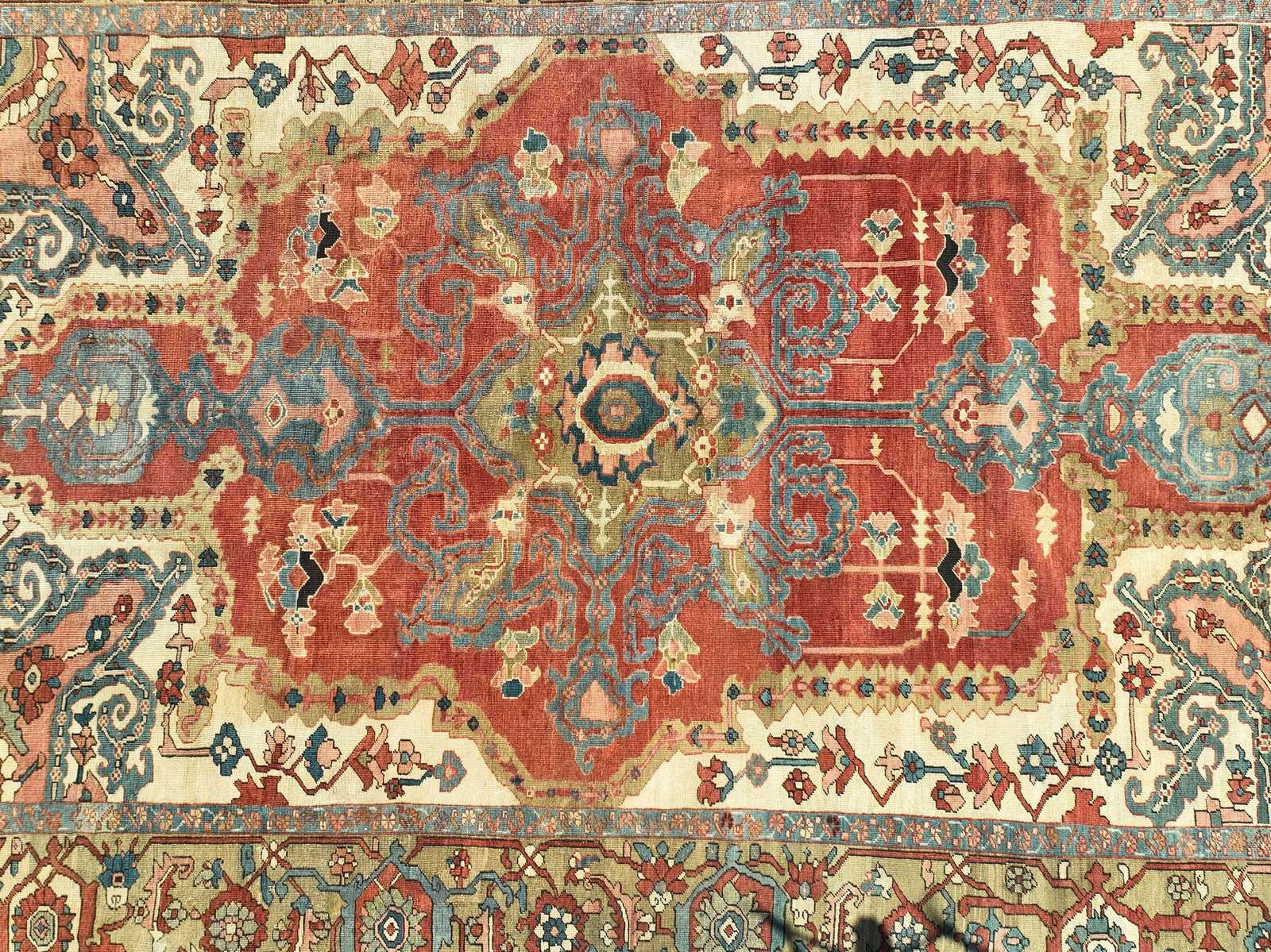Serapi Carpet - 3